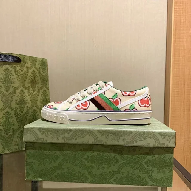 Gucci Sneakers Low-Top Canvas Web-Stripe product detail image 12