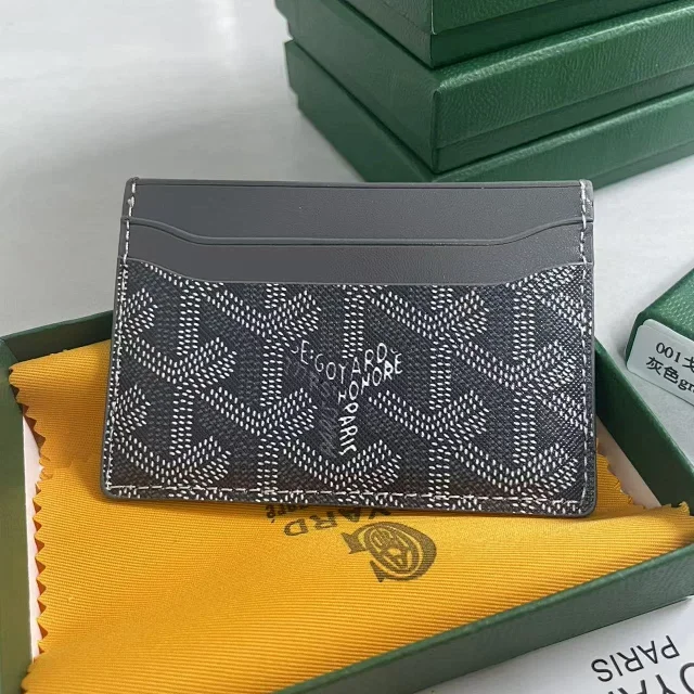 Goyard Wallets & Card Holders Chevron-pattern holder product detail image 3