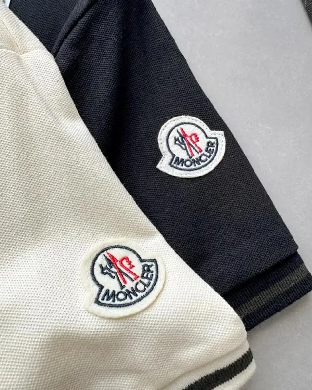 Moncler Shirts Short-Sleeve Polo Shirt with Contrast Collar and Logo Patches product detail image 9