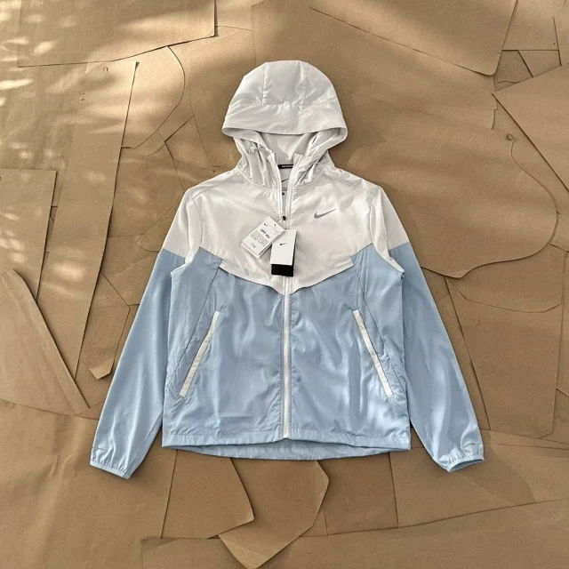 Nike Jackets Hooded lightweight windbreaker product detail image 38