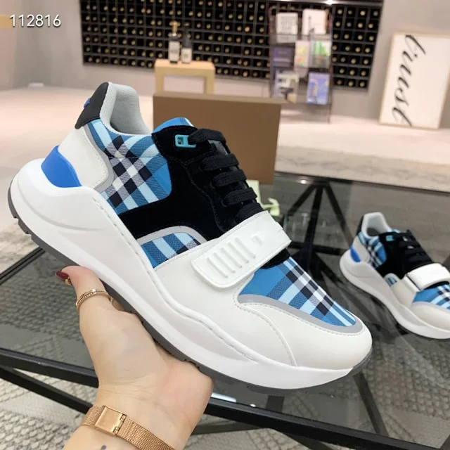 Burberry Sneakers Check-panel strap product detail image 14