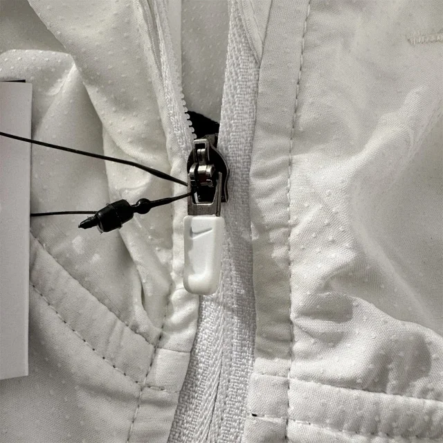 Nike Jackets Hooded lightweight windbreaker product detail image 25