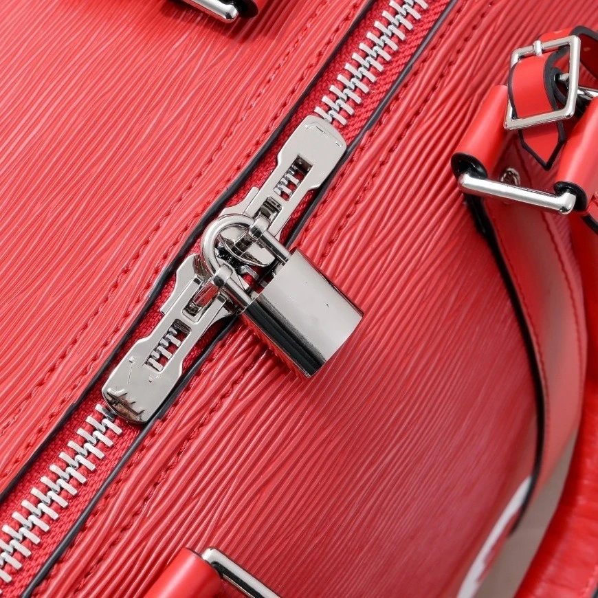 Supreme Travel Bags Logo Cylindrical Duffel Bag image 7