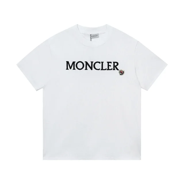 Moncler T-Shirts Logo-Print Crewneck T-Shirt product detail image 12