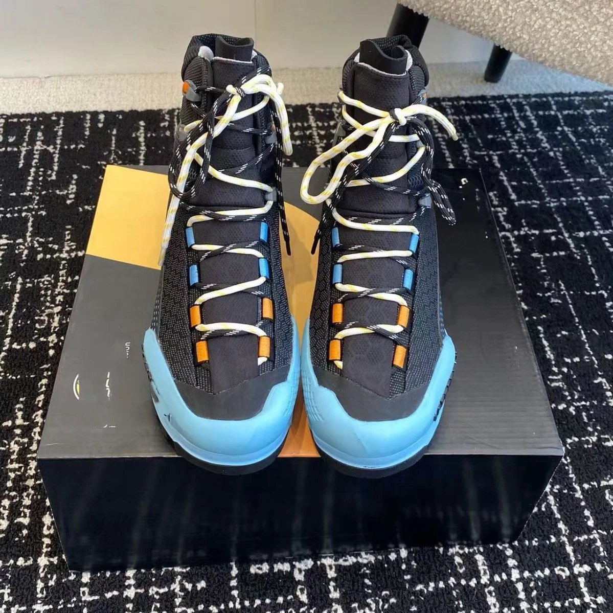Unbranded Boots High-Top Hiking with Lug Soles and Contrast Laces image 3
