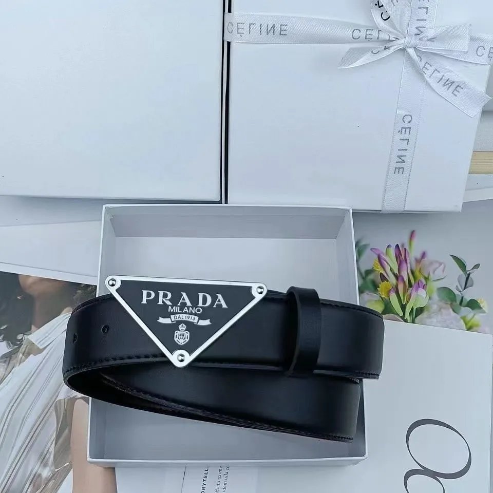 Black Plain Silver Buckle (Bonus Gift Box & Hole Punch)