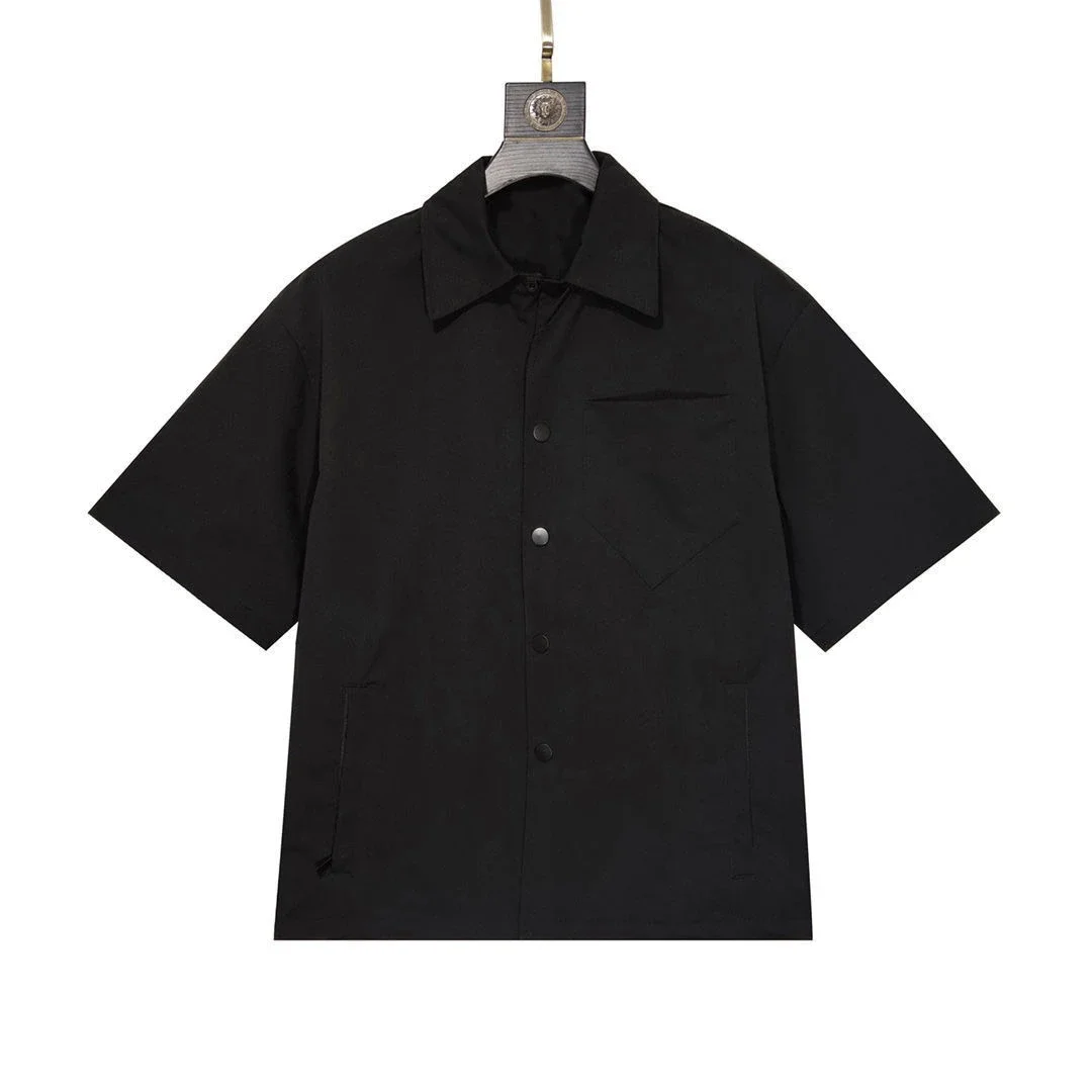Solid color Cuban collar black short-sleeved shirt