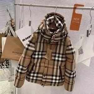 7 khaki grids