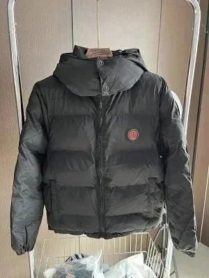 34 Black