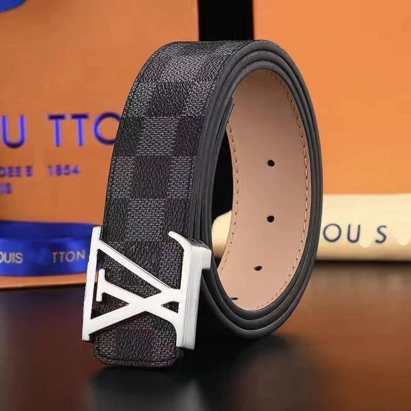 Black checkered silver buckle [complimentary hole punch