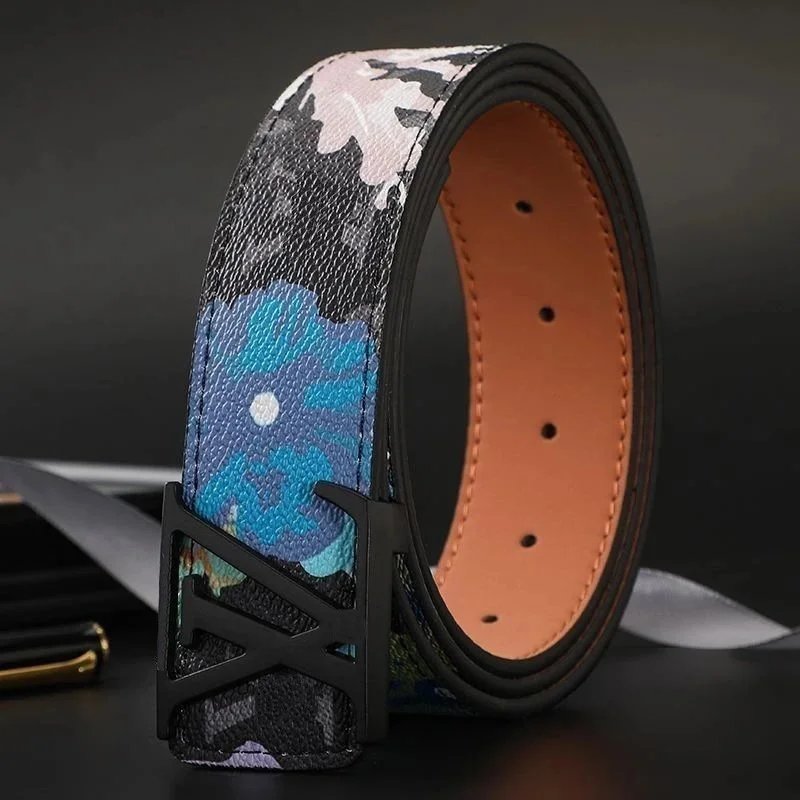 Black Graffiti Black Buckle [Complimentary Punch]