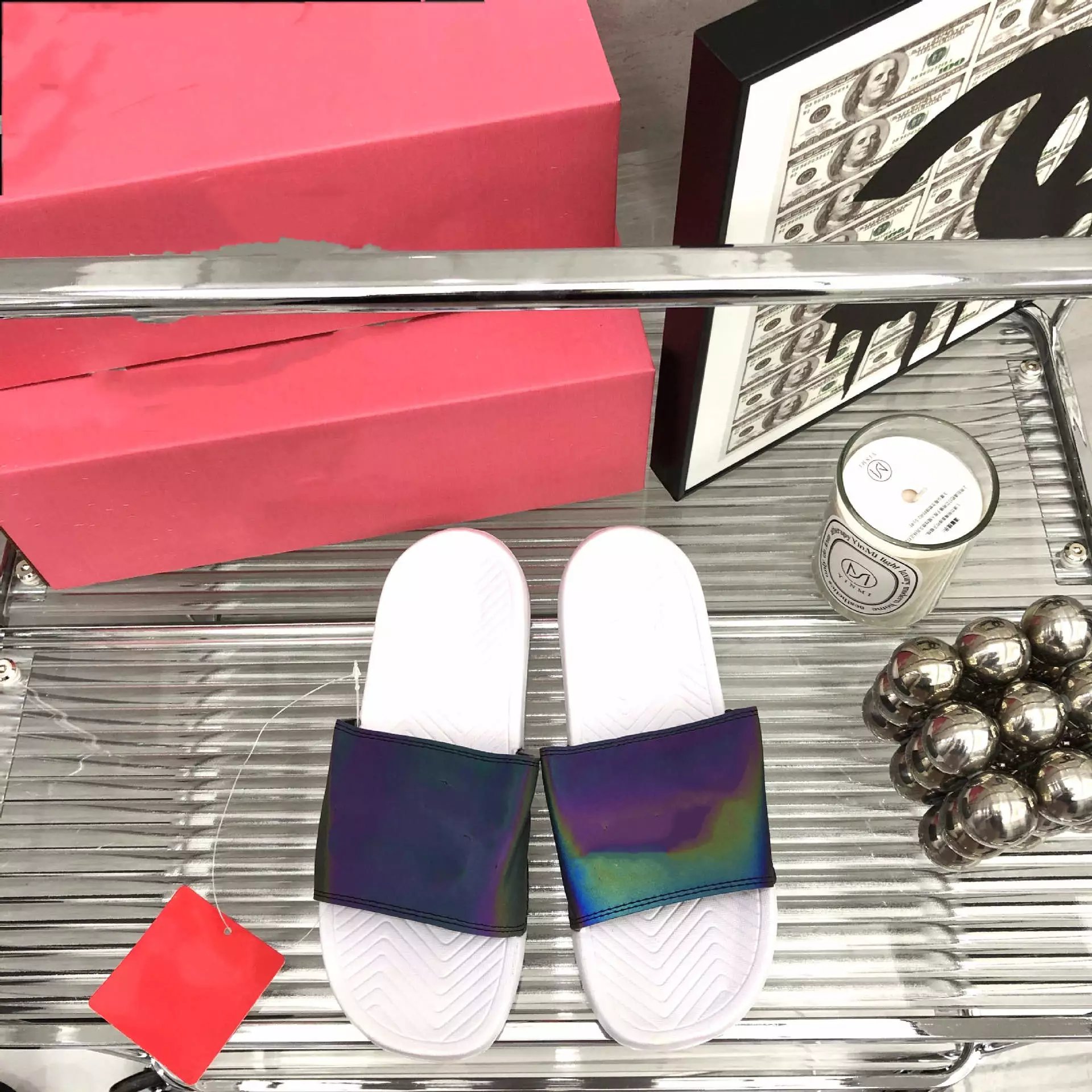 B m white reflective