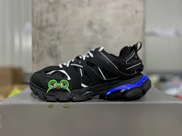 thumbnail for 巴黎plus复古Track 3.0世家LED霓虹灯鞋GT男女情侣总裁版老爹鞋ZH