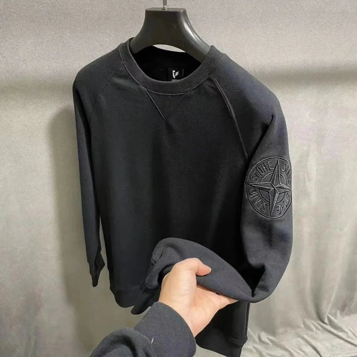 手臂LOGO款   黑色