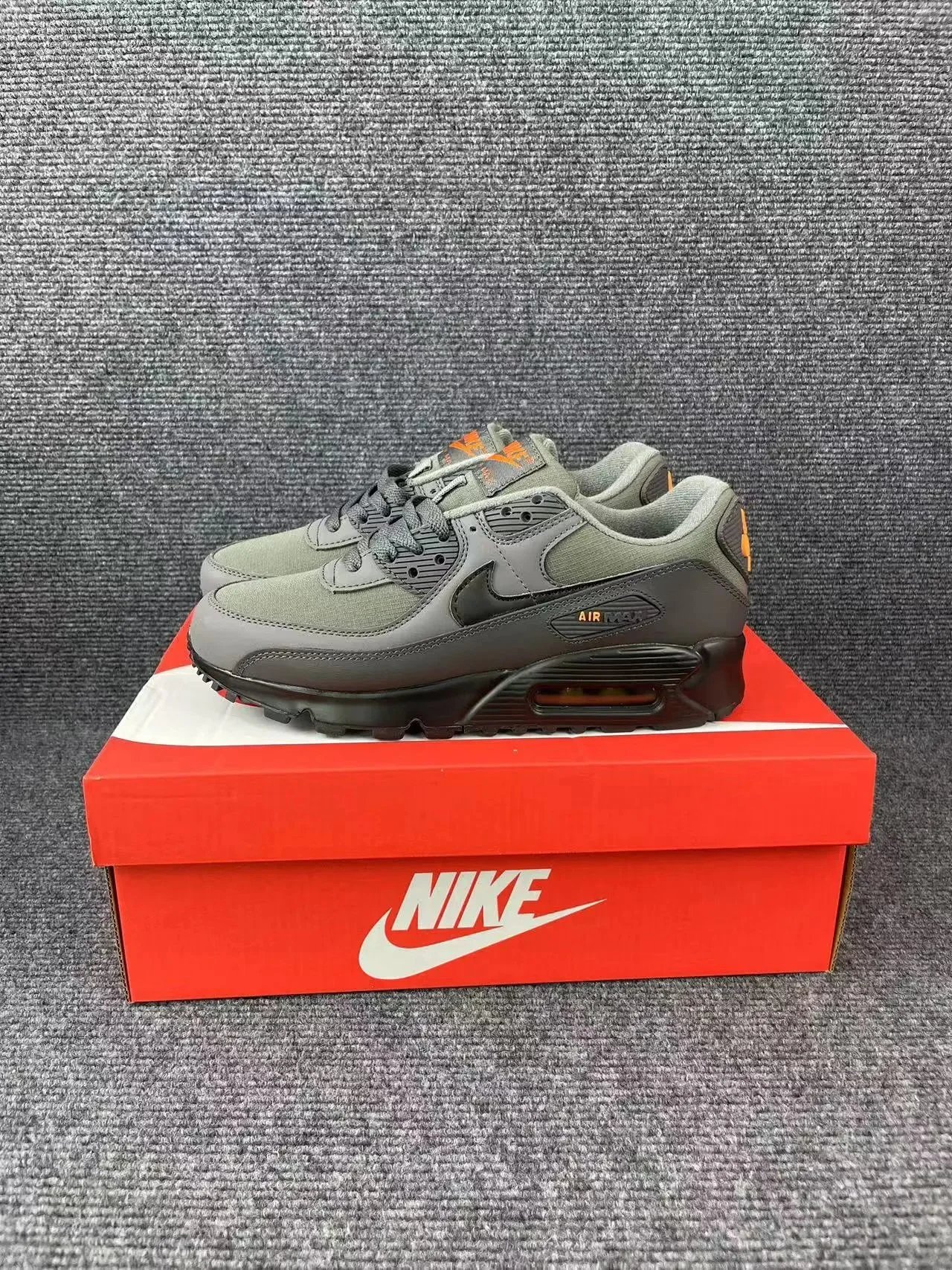 Anthracite Grey