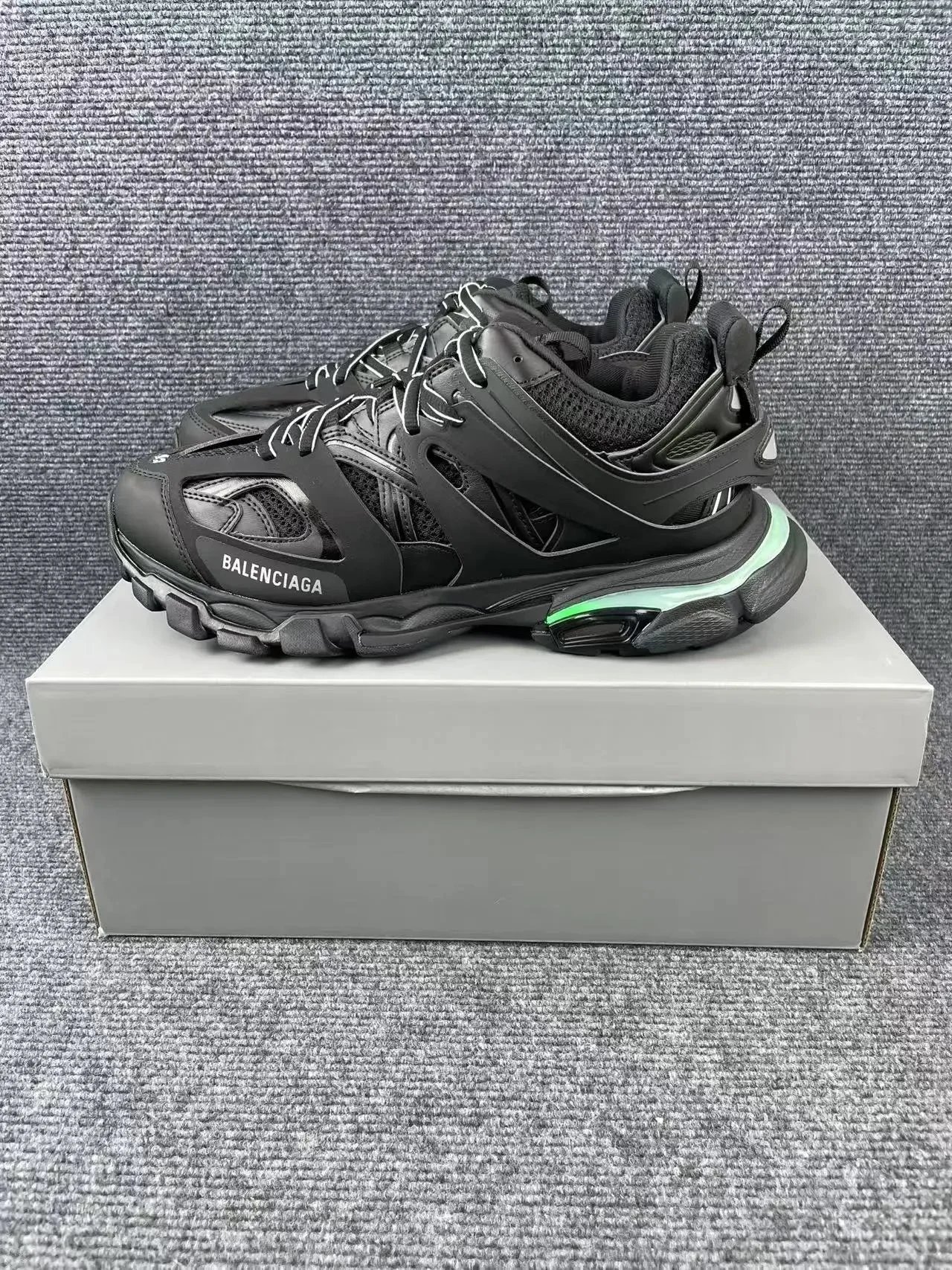 Balenciaga Track LED Black 555036W2GB11000