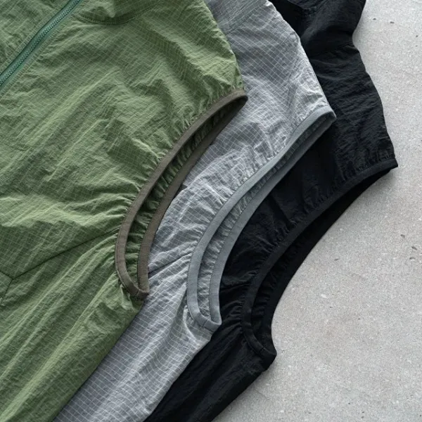 Design Grid-Textured Zip-Up Vest Olive Green Vest Outerwear.vest - 24