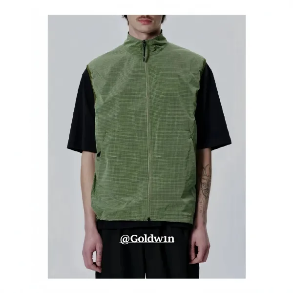 Design Grid-Textured Zip-Up Vest Olive Green Vest Outerwear.vest - 1