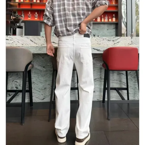 Design Wide-Leg White Denim Jeans with Contrast Pocket Detail - 6