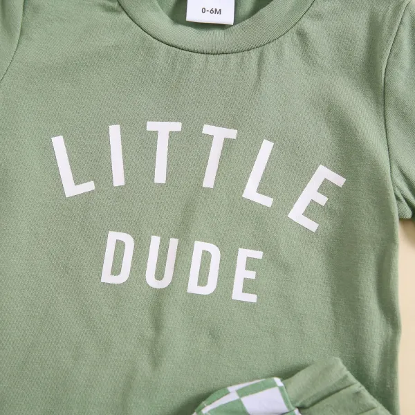 Design Little Dude Green Graphic T-Shirt and Checkerboard Shorts Set - 16