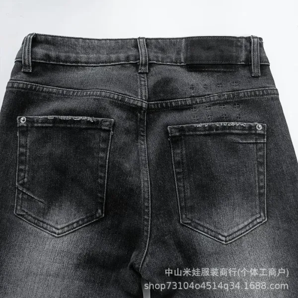 Design Patchwork Distressed Light Wash Jeans - 10