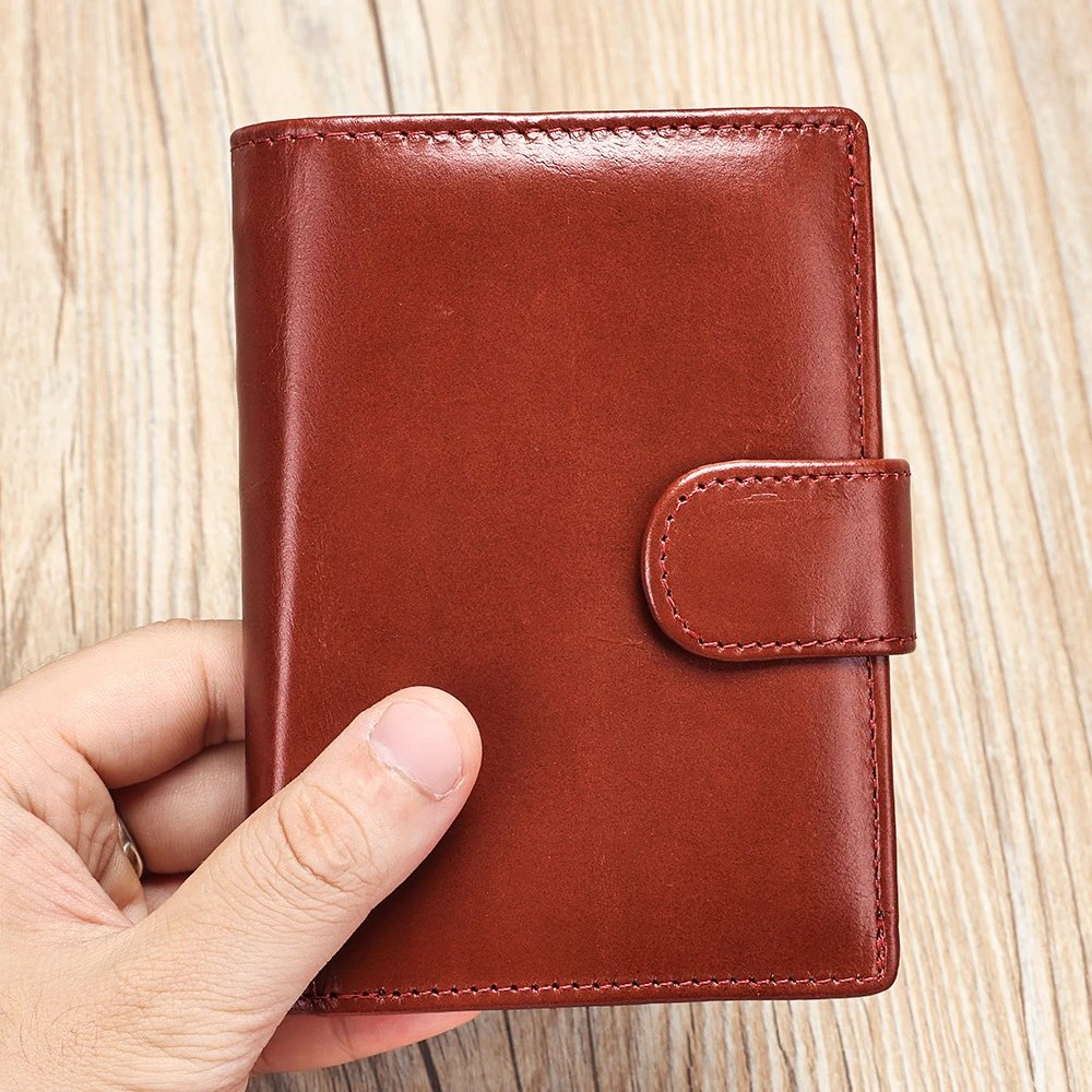 Classic Snap Closure Brown Leather Short Wallet