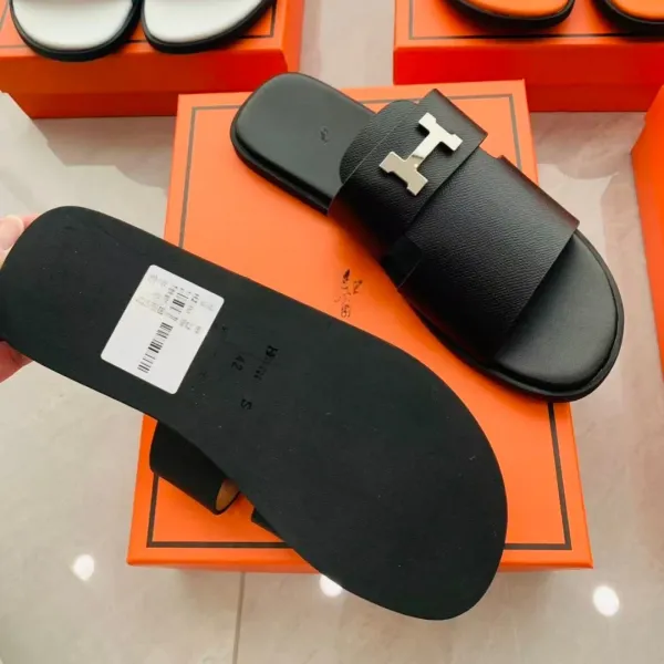 Hermès Oran Slide Sandals Black Epsom Leather with Palladium Hardware Slippers - 14