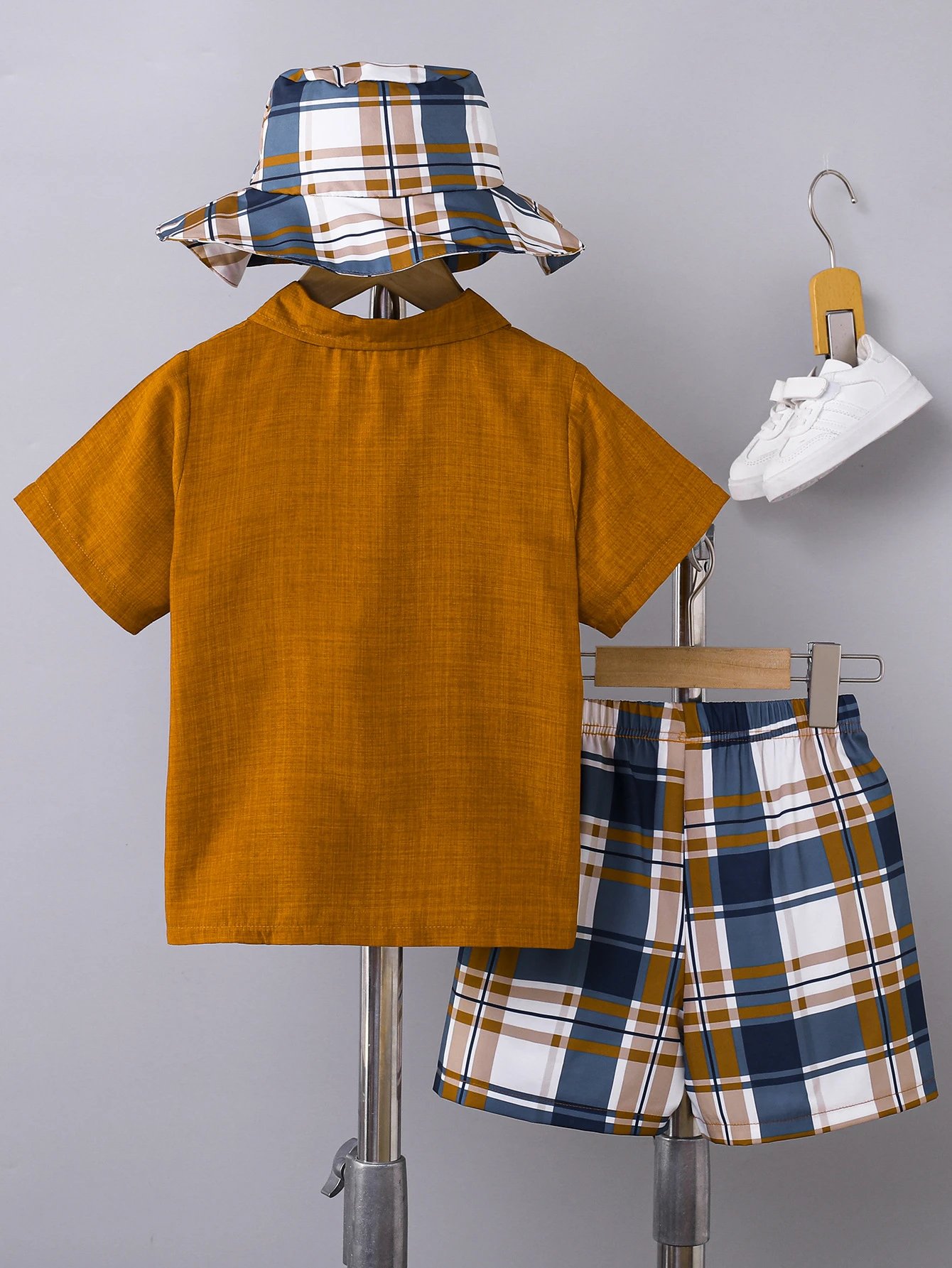 Design Plaid Bucket Hat and Mustard Shirt Set with Matching Shorts - 11