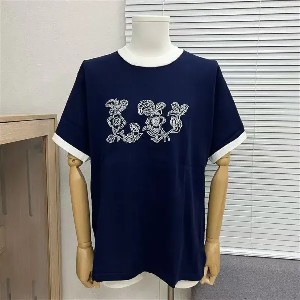 Design Black Embossed Floral T-Shirt - 7