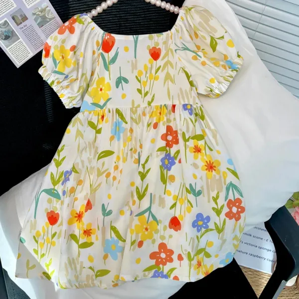 Design Floral Print Puff-Sleeve Smocked Dress in Pink Dress - 2