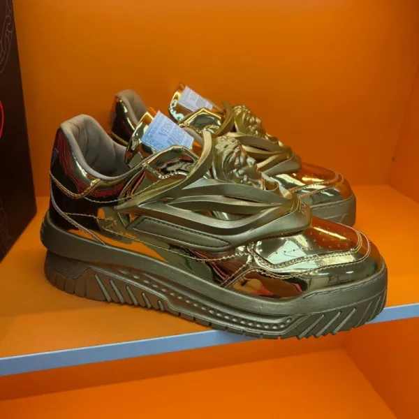 Versace Chain Reaction Metallic Gold Sneakers Chunky Sneakers - 1