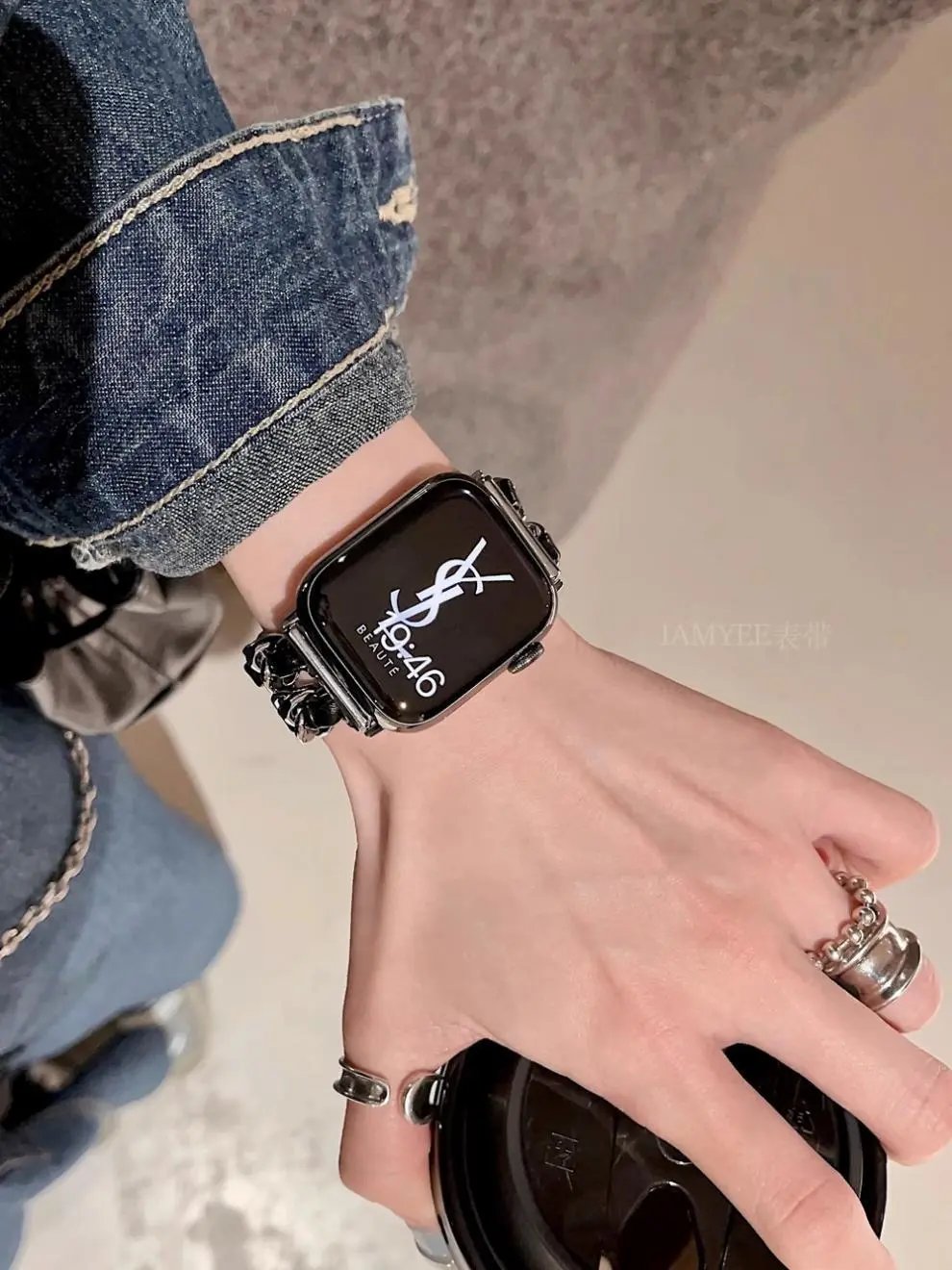 Apple Watch with Rose Gold Metal Link Bracelet Smartwatch - 41