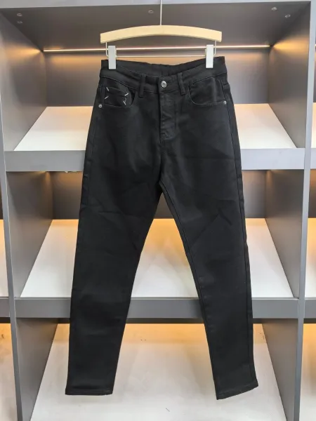 Off-White White Denim Jeans with Industrial Tag - 39