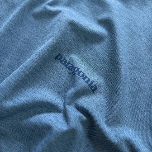 Patagonia P-6 Logo Responsibili-Tee Hooded Long Sleeve T-Shirt Olive Green Hoodie - 30