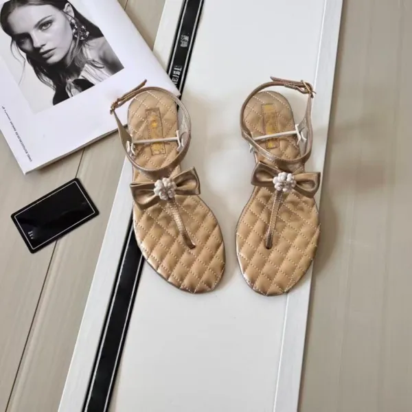 Chanel Quilted Bow Sandals White Sandals - 5