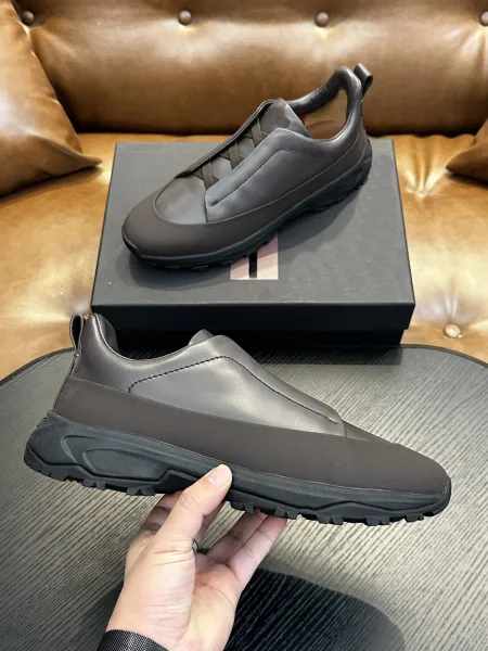 Design Slip-On Chunky Sneakers Gray / White - 4