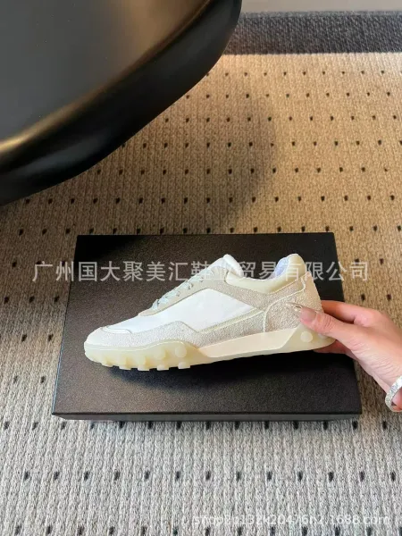 Chanel Runway Sneakers White Navy Beige Sneakers - 8