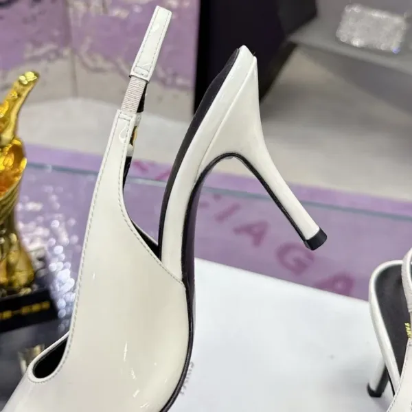 Design Black Patent Leather Pointed-Toe Slingback Stilettos - 9