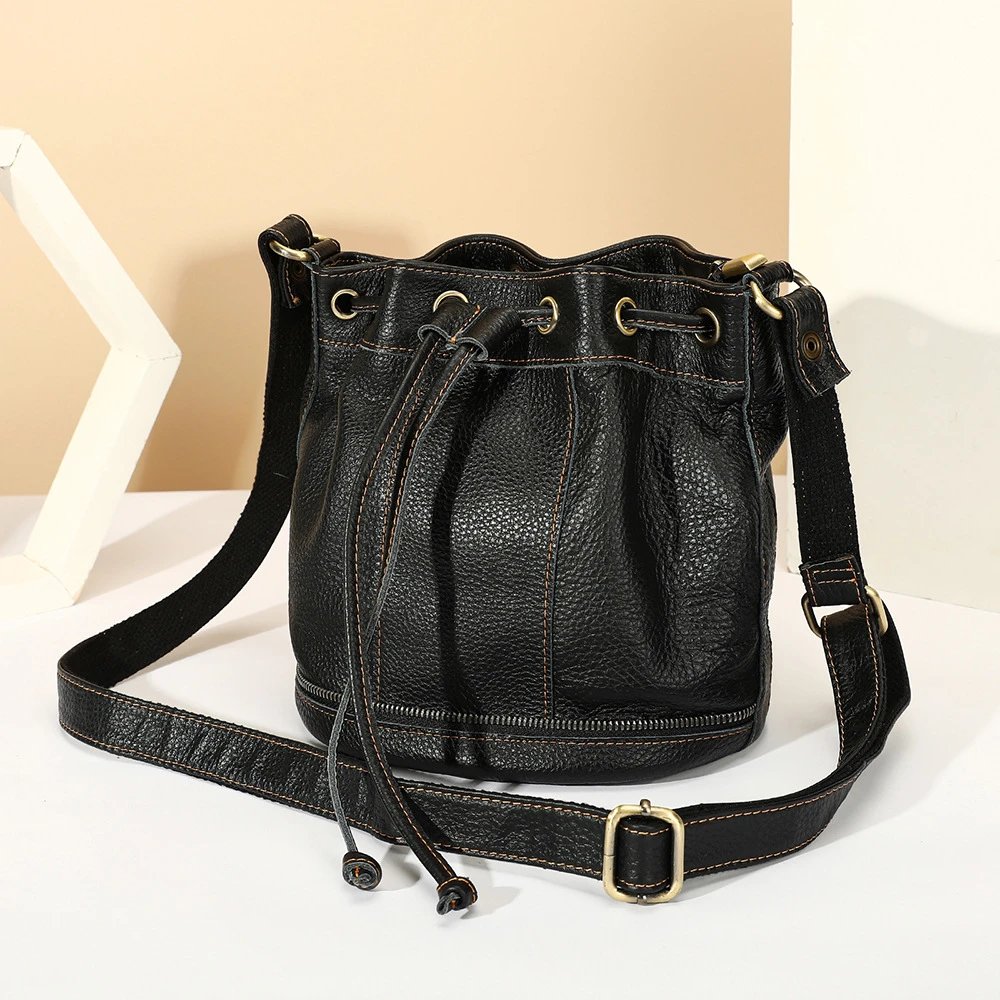 Design Bucket Bag Black Pebbled Leather Drawstring Crossbody Bag Handbags