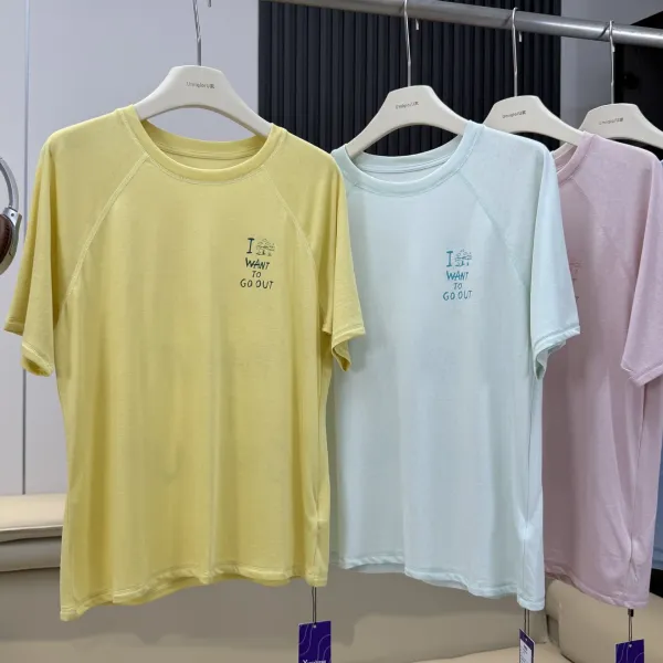 Design Graphic Print Yellow T-Shirt - 32