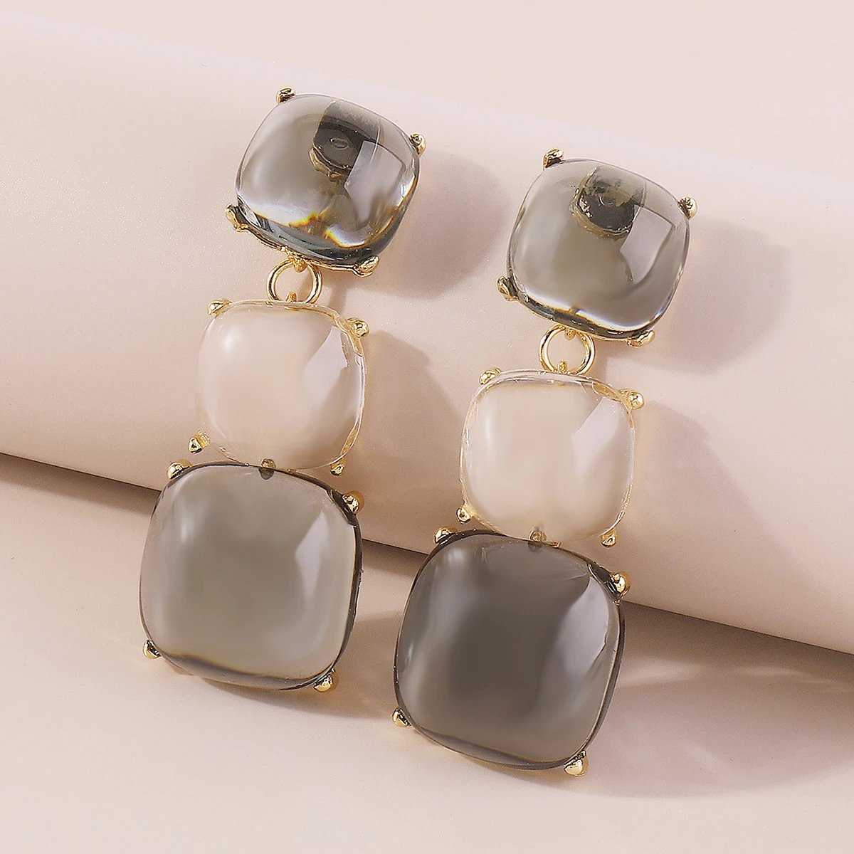 Design Statement Crystal Gradient Necklace Jewelry - 35