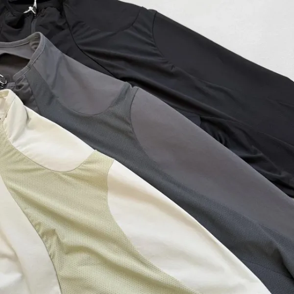 On Running Windbreaker Light Beige Windbreaker Outerwear.windbreaker - 33