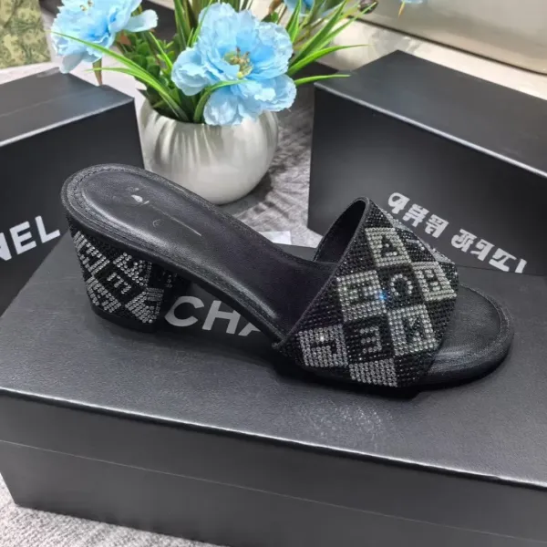 Chanel Logo-Embellished Crystal Slide Sandals Black - 1