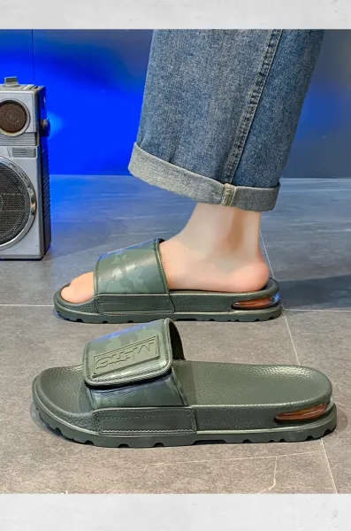 Vans Slide-On Camo White Slippers - 16