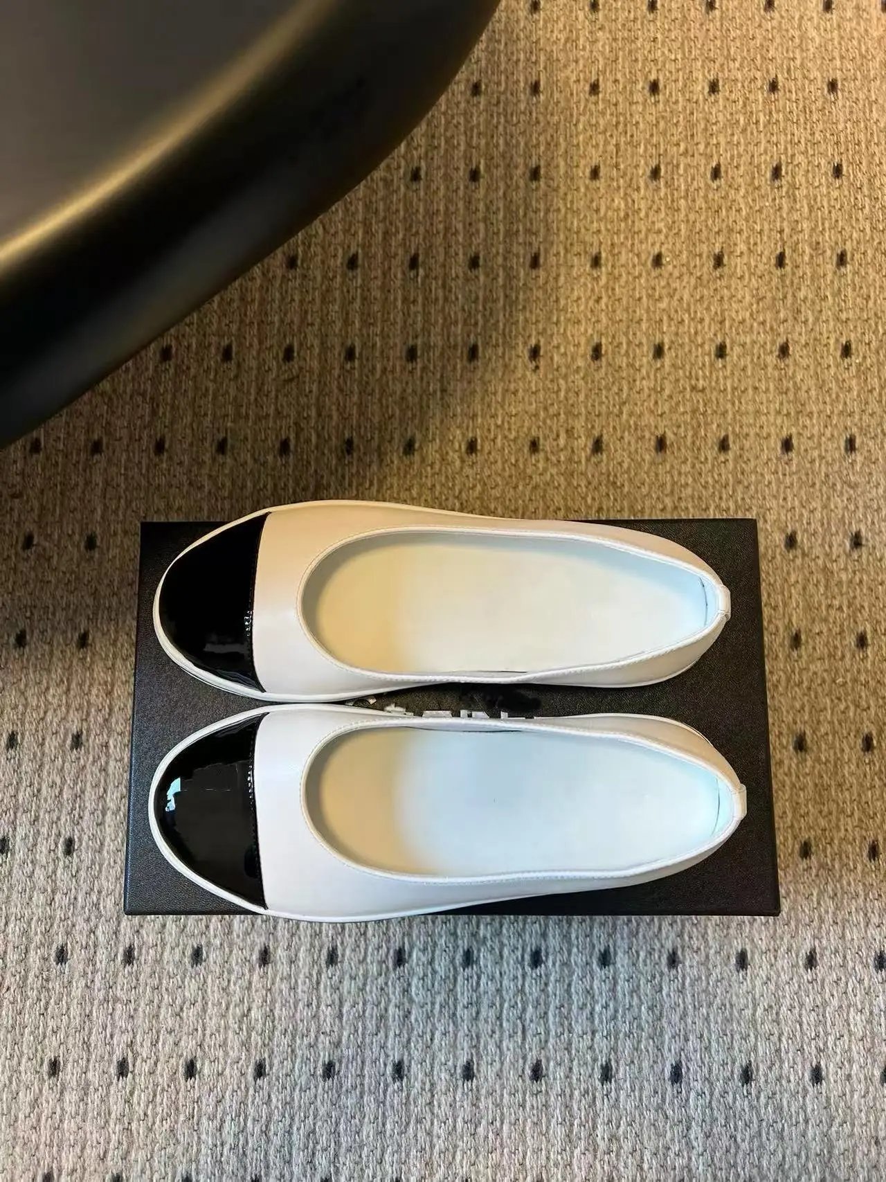 Chanel Two-Tone Cap-Toe Ballet Flats White and Black Casual Shoes - 9
