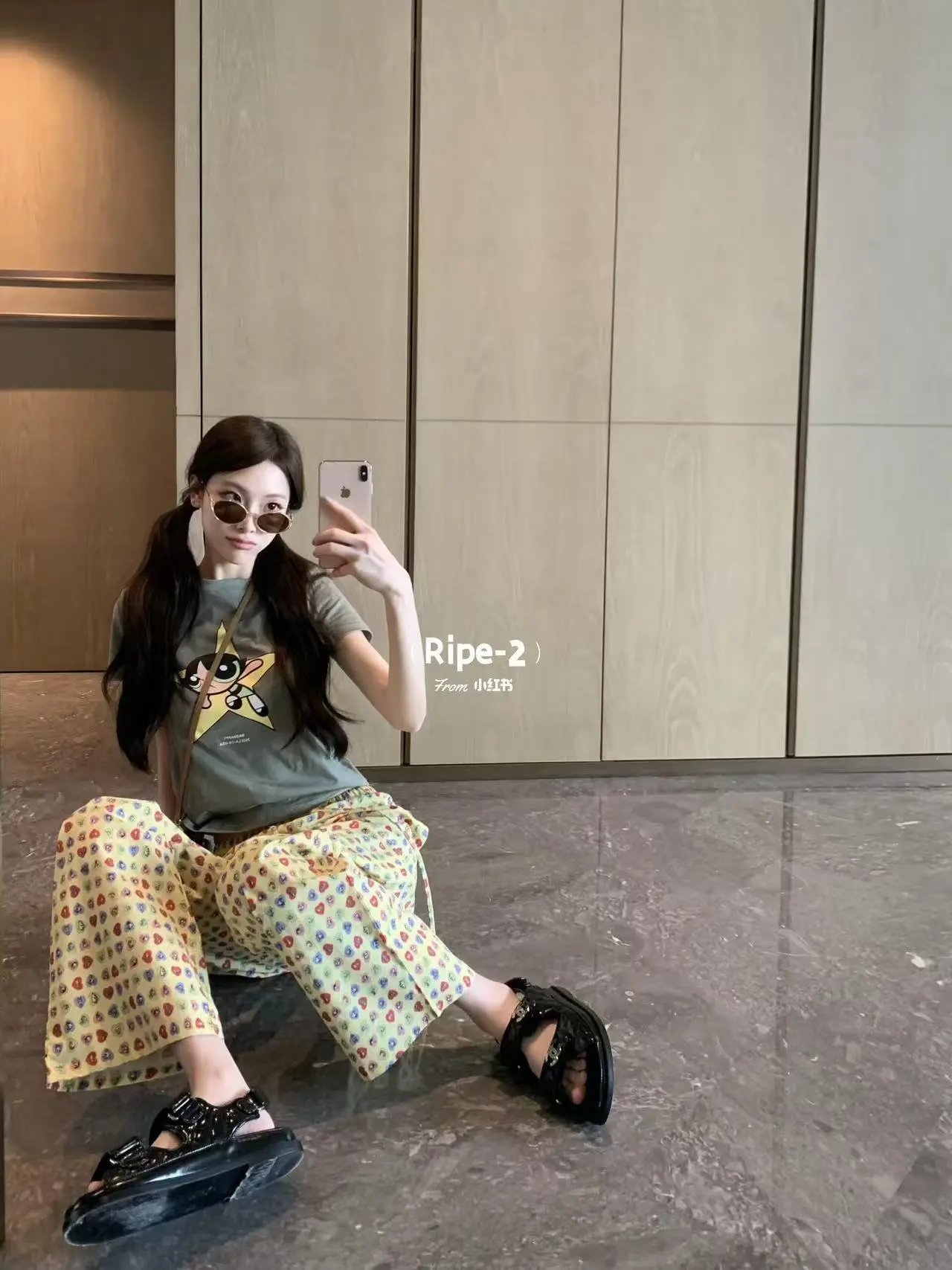 Design Heart Print Wide-Leg Pants Yellow - 27