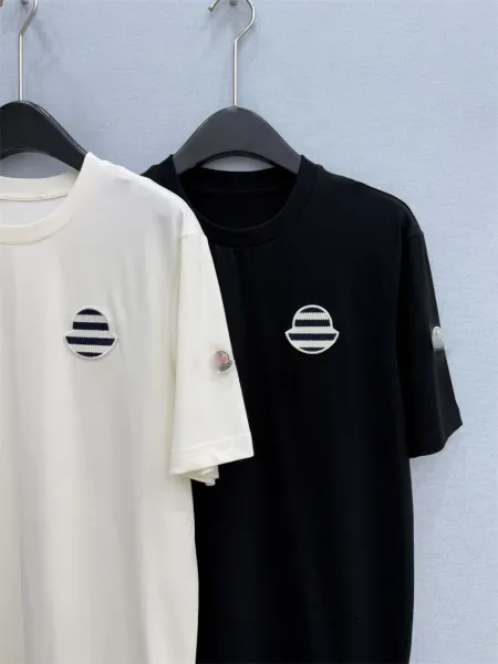 Design Minimalist Stripe Logo Cream T-Shirt - 8
