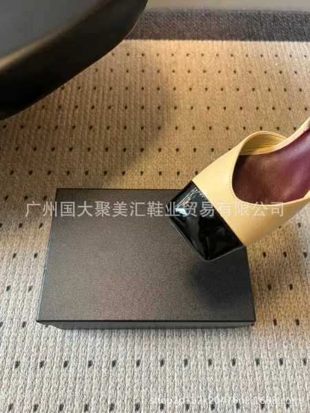 HAN Slingback Square-Toe Heels Black - 27