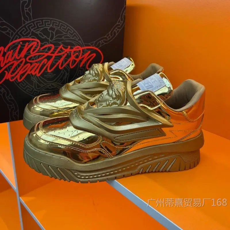 Thick-Sole Casual Sneakers