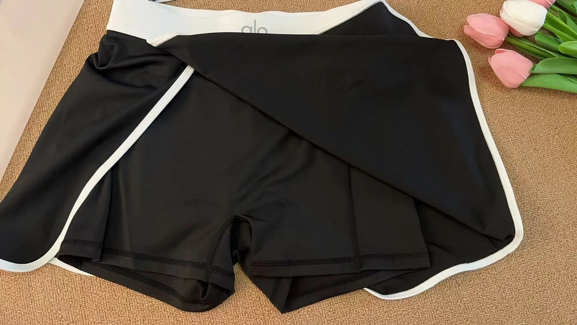 Alo Yoga Studio Crop Top and Skort Set White with Black Trim Activewear - 10